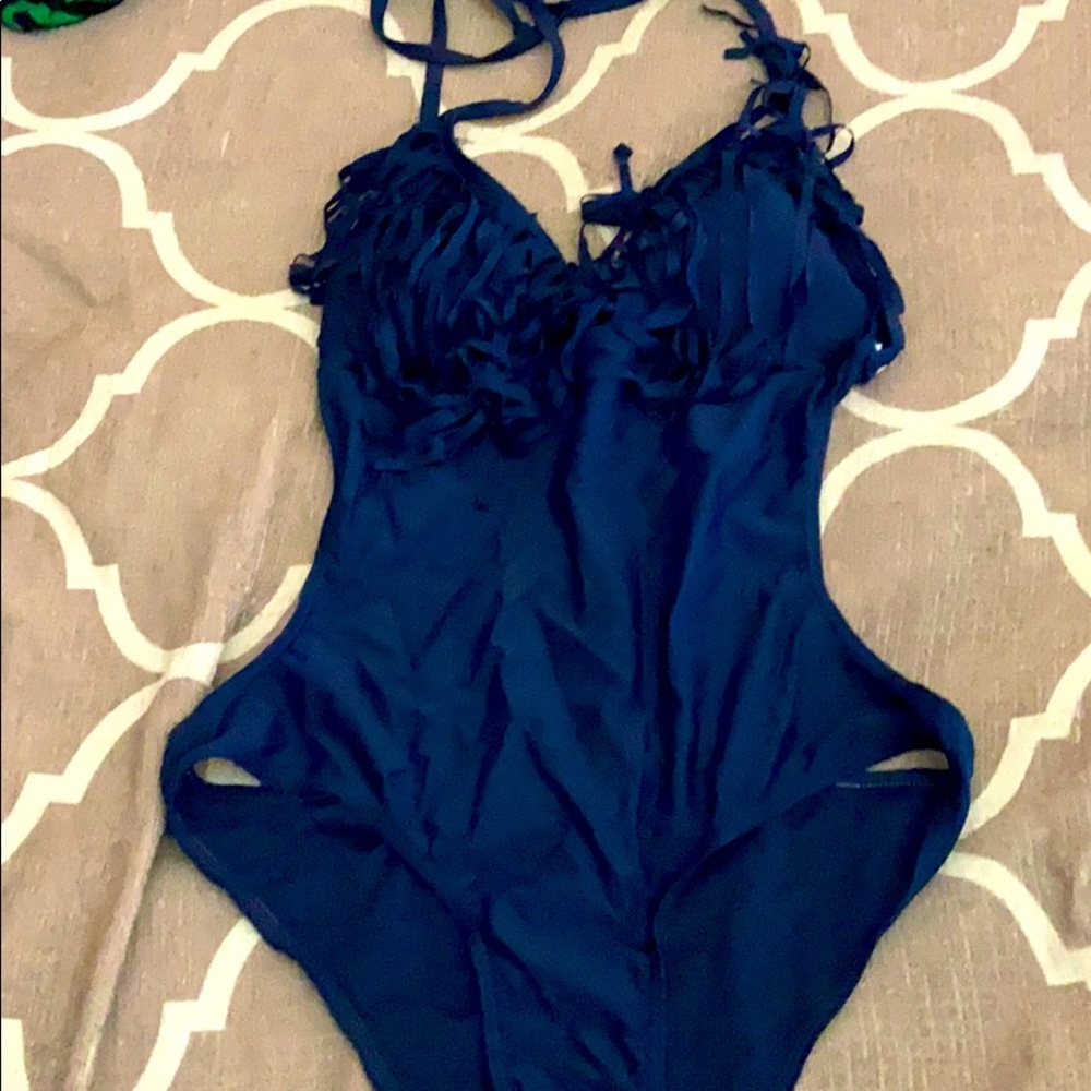 Swim suit